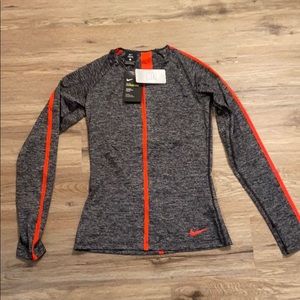 Nike Pro Hypercool Long Sleeve Top